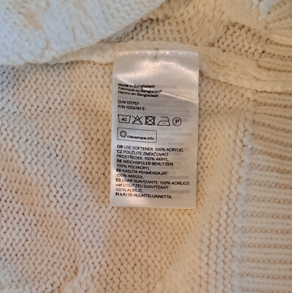 H&M Decoded Sweater - Picture 6 of 6